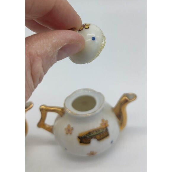 Vintage Japan York County Fair Souvenir Teapots Pennsylvania PA Tea Pot Set Of 2 - Picture 7 of 11